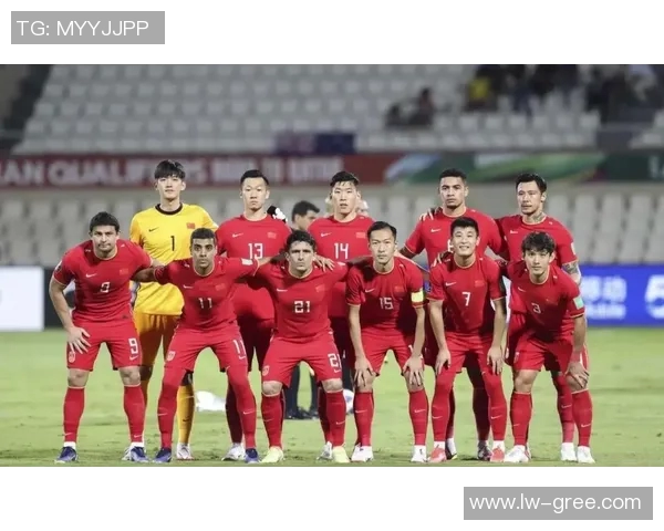 央视亚洲杯中国队迎战强敌全力争胜展现足球魅力与团结精神 央视亚洲杯中国队迎战强敌全力争胜展现足球魅力与团结精神